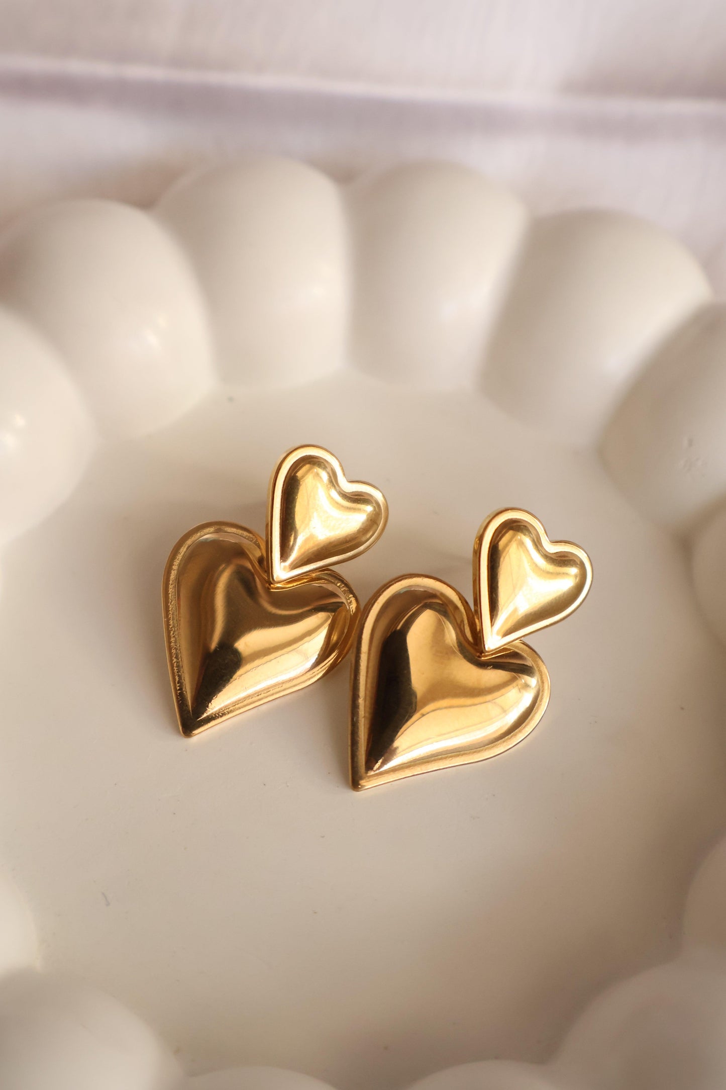 Aura Sweetheart Earring