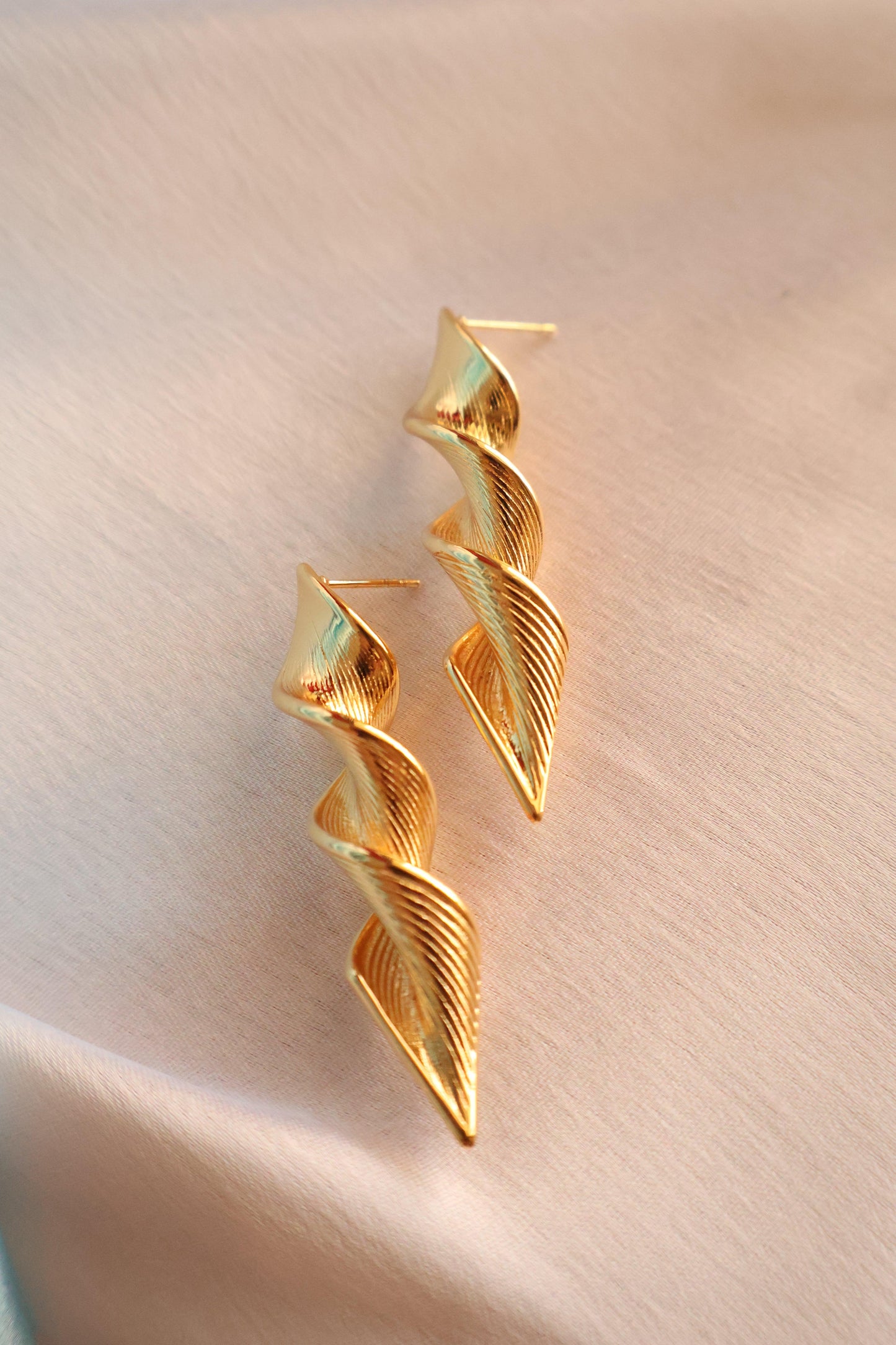 Azzure waves Earring