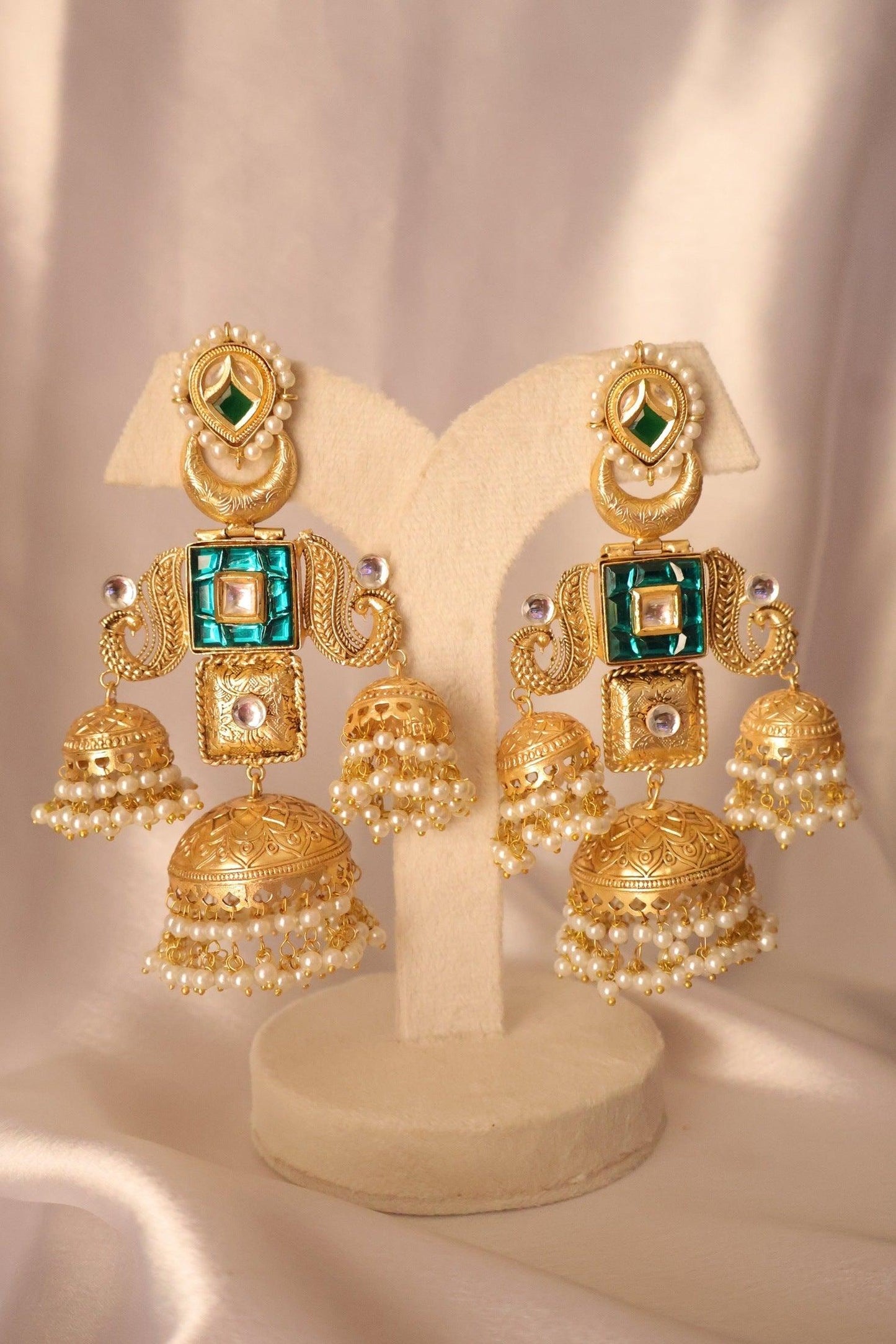 Suhasni Earring