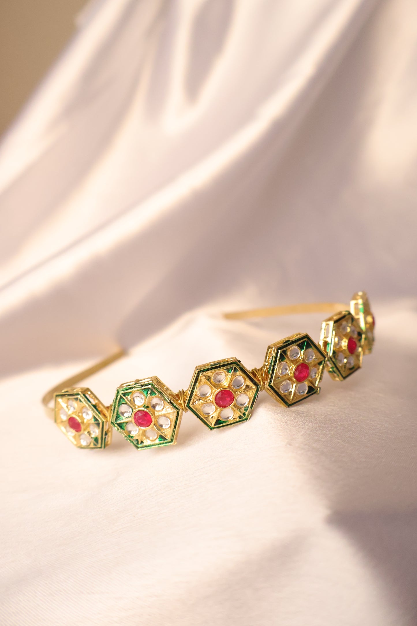 Flower shaped kundan jadau sheesh pool