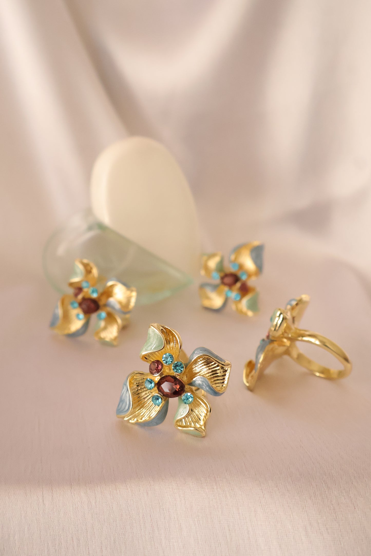 Spring Beauty Flower Ring