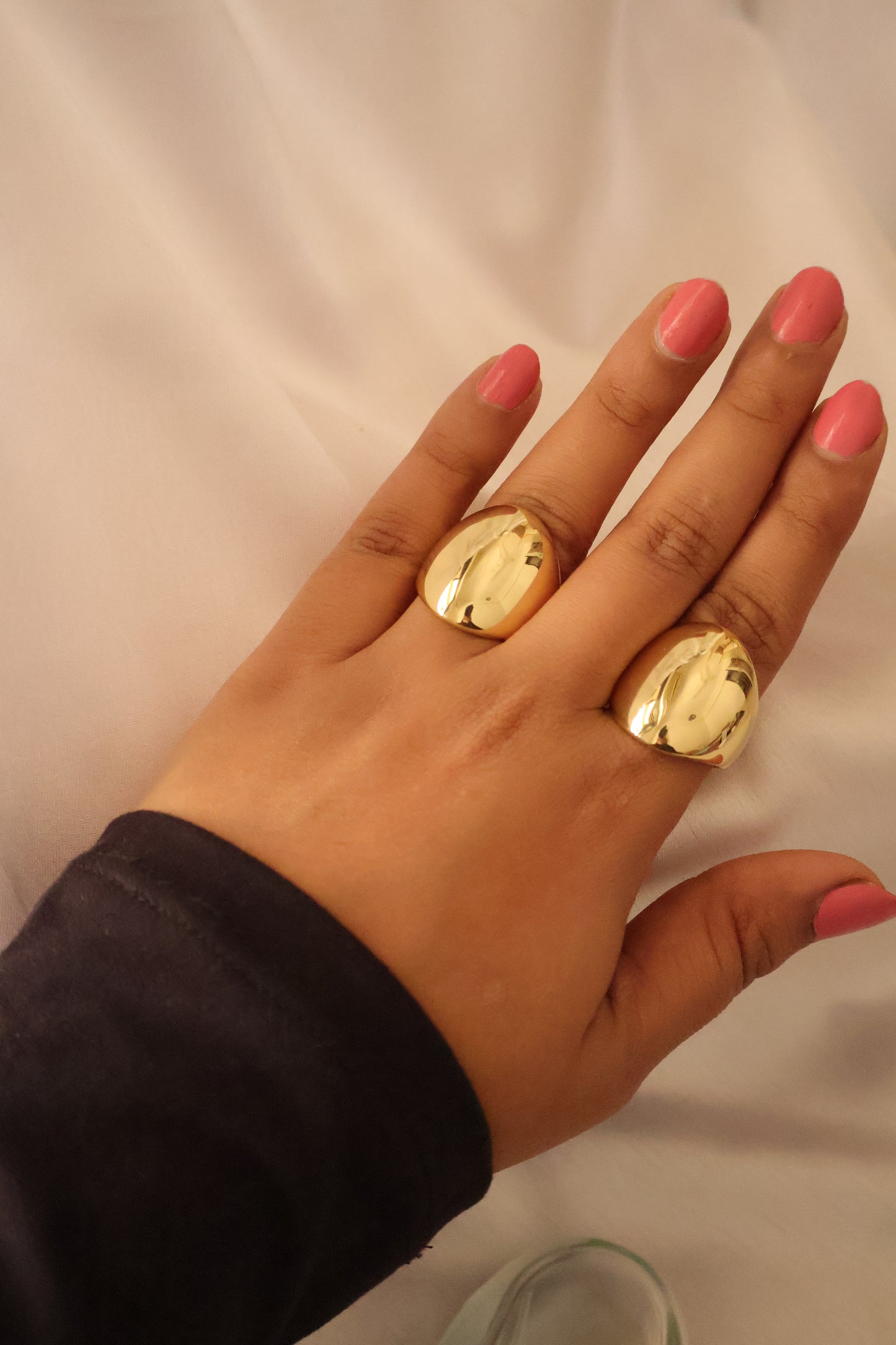 Oval Shaped Chunky Gold Statement Ring (Adjustable, Anti Tarnish)