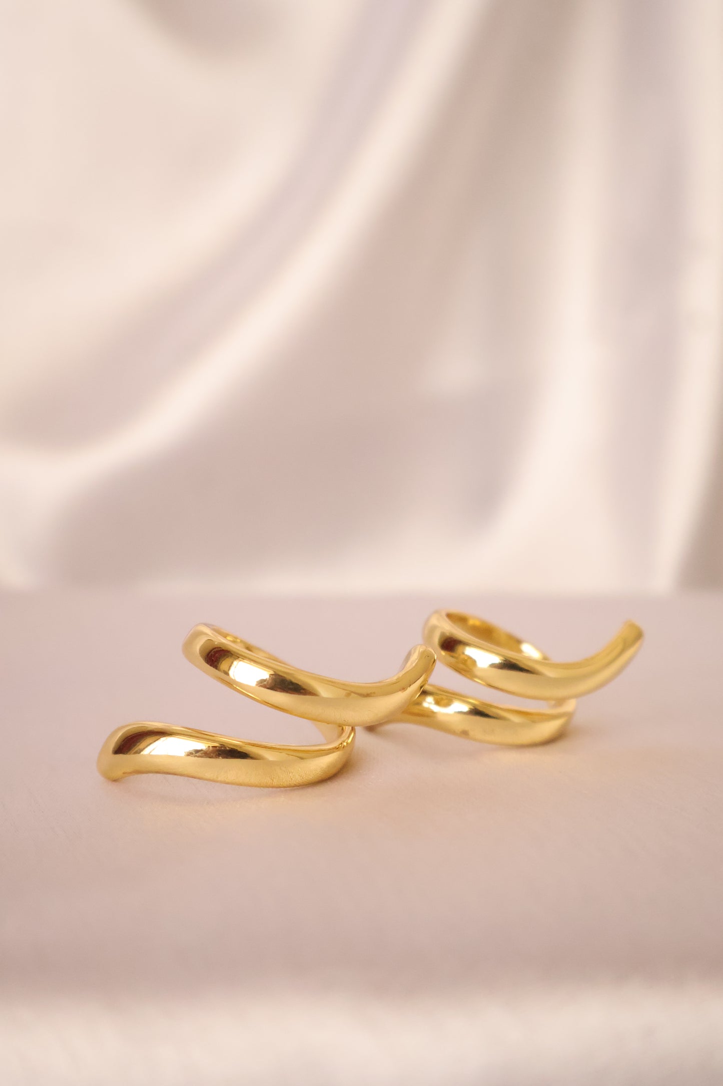 Timeless Curve Statement Ring ( Adjustable, Anti tarnish)