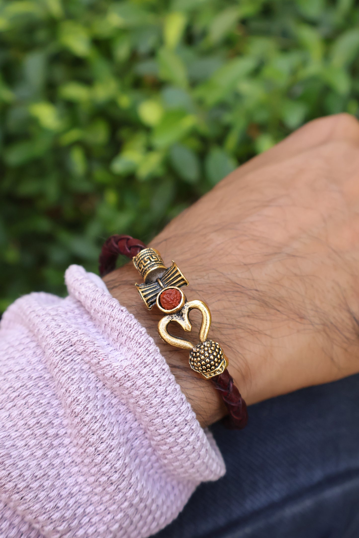 Genuine Paanch Mukhi Om Rudraksha bracelet for Men with Rustic Leather.