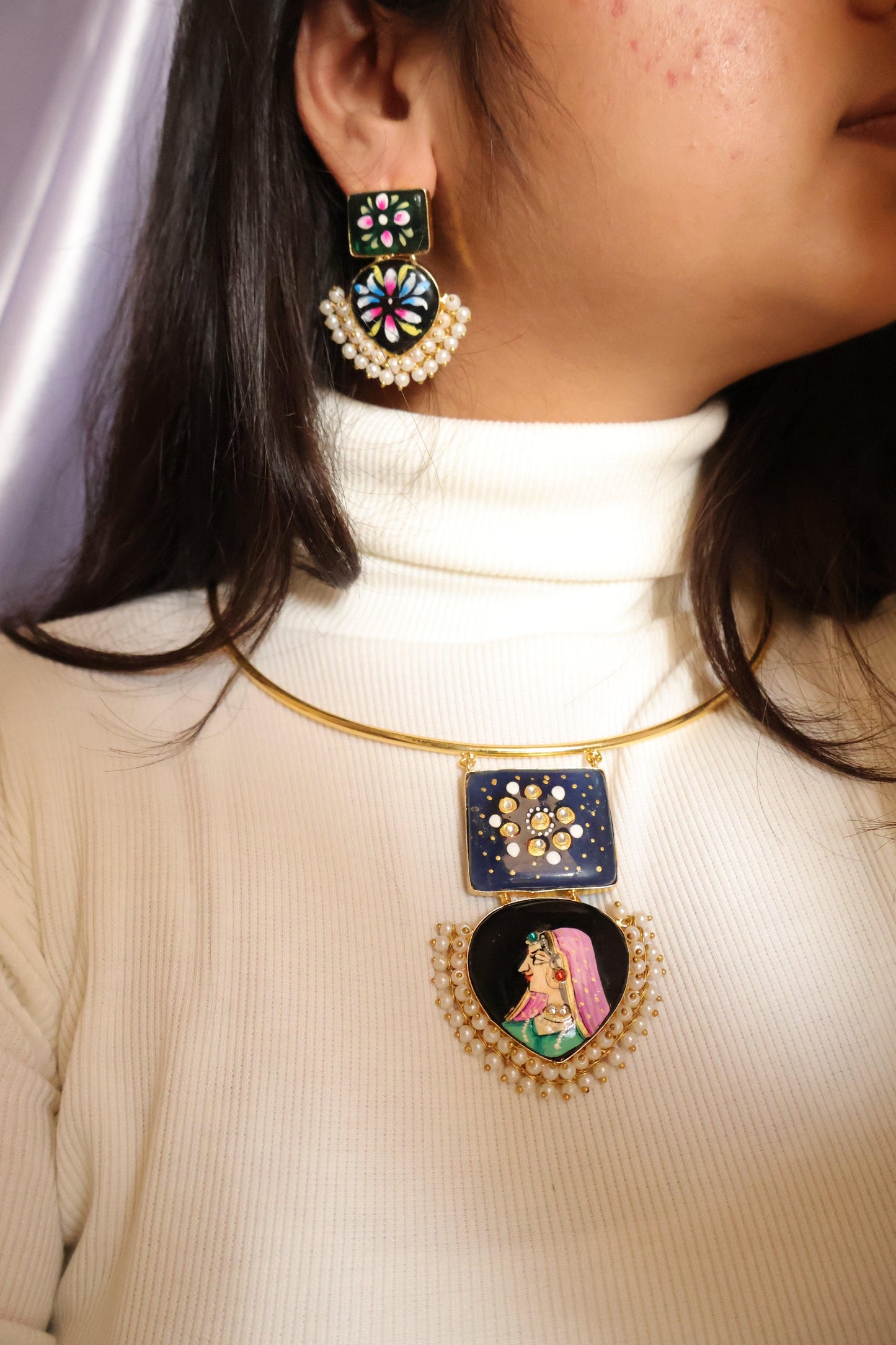 Rukmini Hasli set